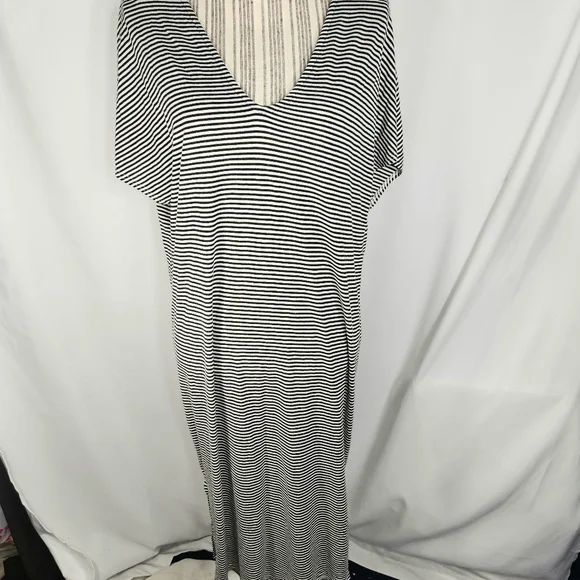 chinese dress ladies Erika Peña Selena Maxi Dress Stripe Miami Stripe / M/L main image 1